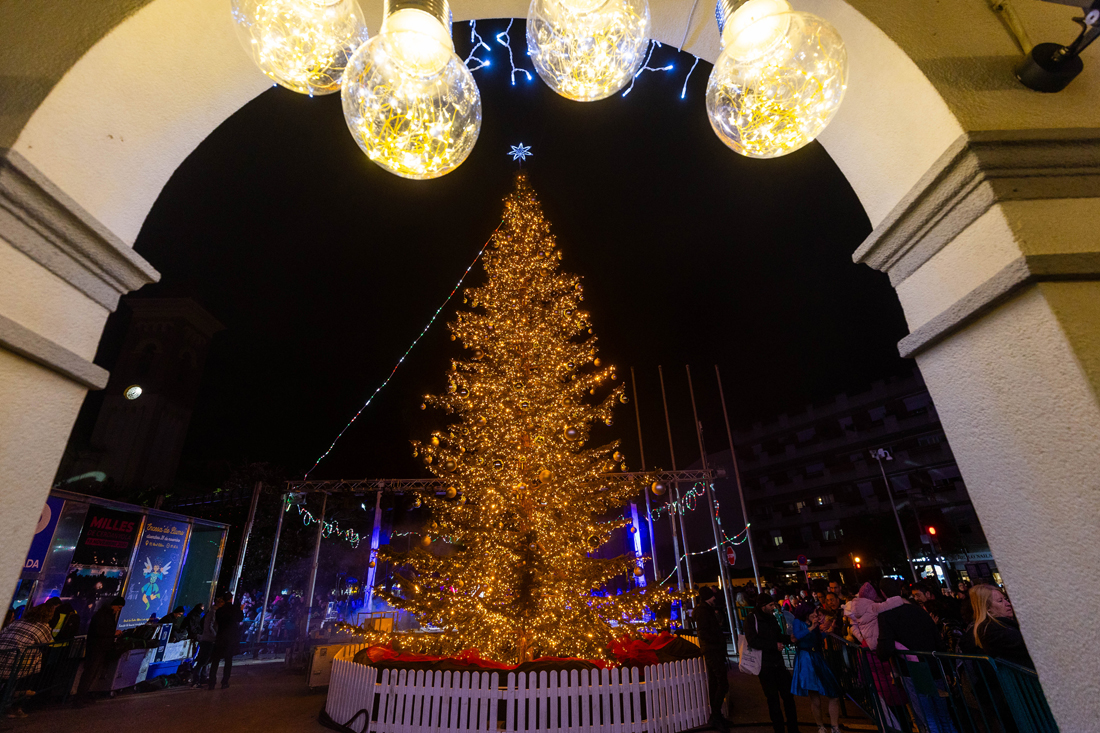 01-12-2025 Encesa de llums de Nadal